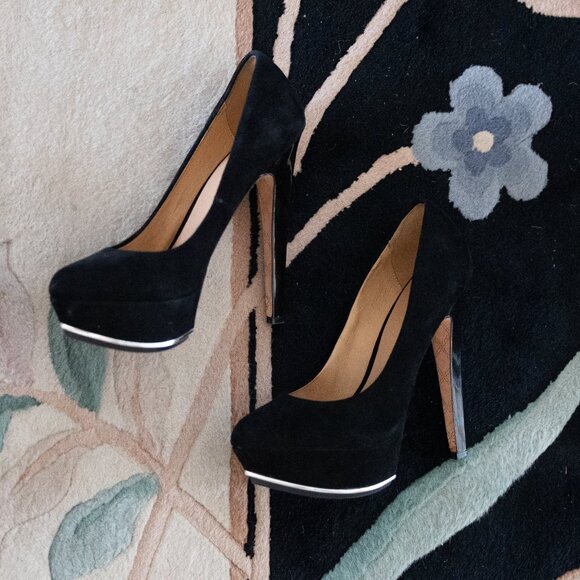 L.A.M.B. Black Suede Platform Heels – Chic & Edgy Designer Style - Picture 8 of 8